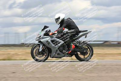 media/Apr-26-2024-TrackDaz (Fri) [[c4b677d280]]/C Group/140pm (Wheelie Bump)/